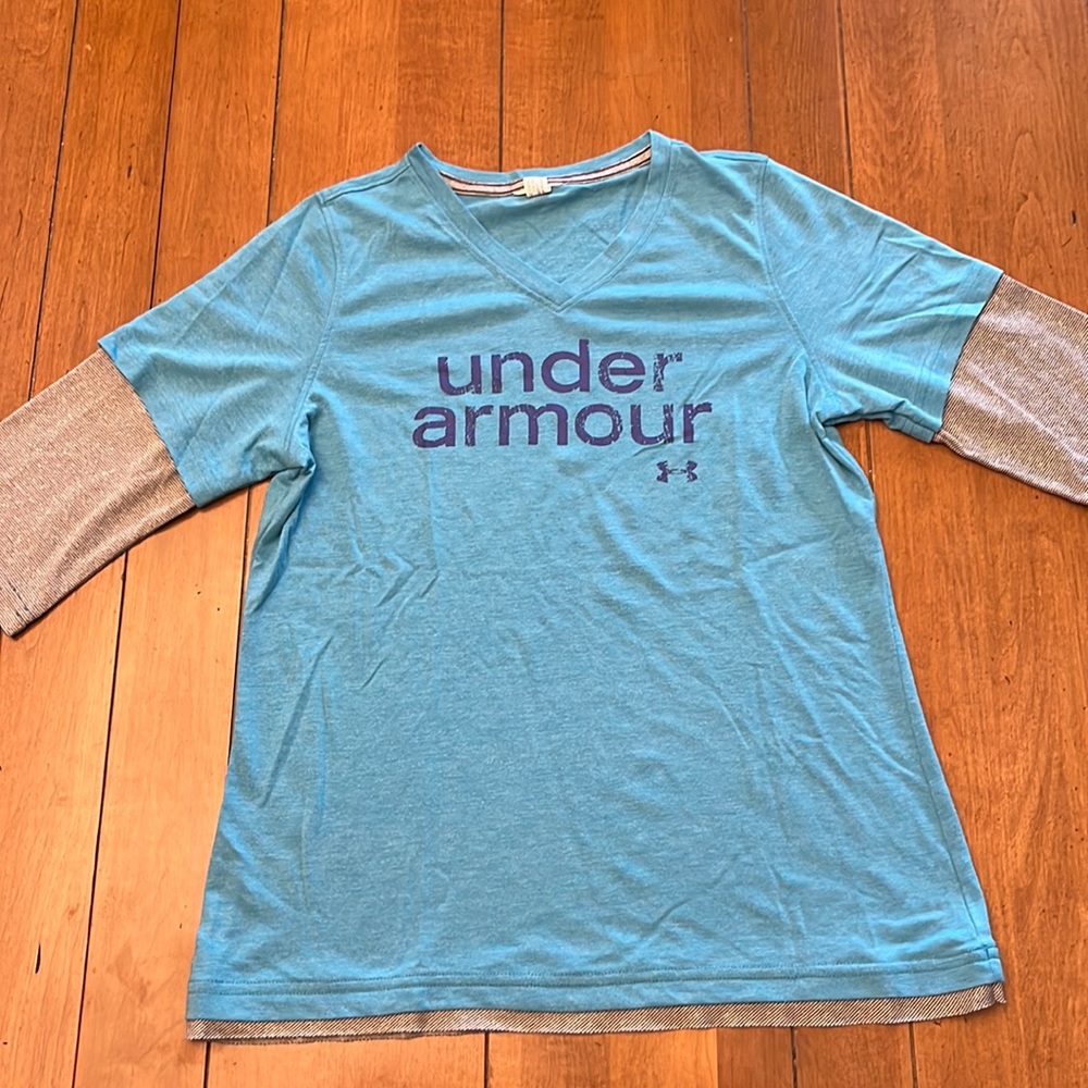 Under Armour three quarter sleeve tshirt